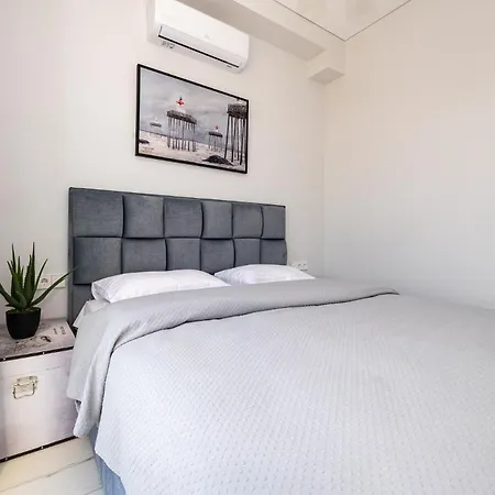 Apartment Cohost I New W L Terrace Selfcheck-in