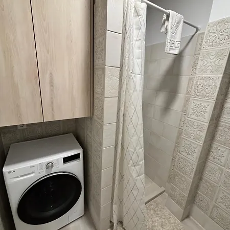 Apartment Cohost I New W L Terrace Selfcheck-in