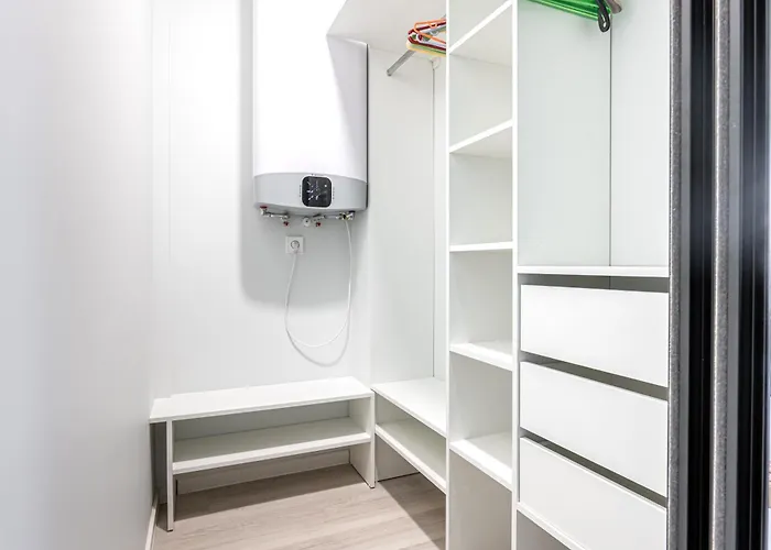 Cohost I New W L Terrace Selfcheck-in